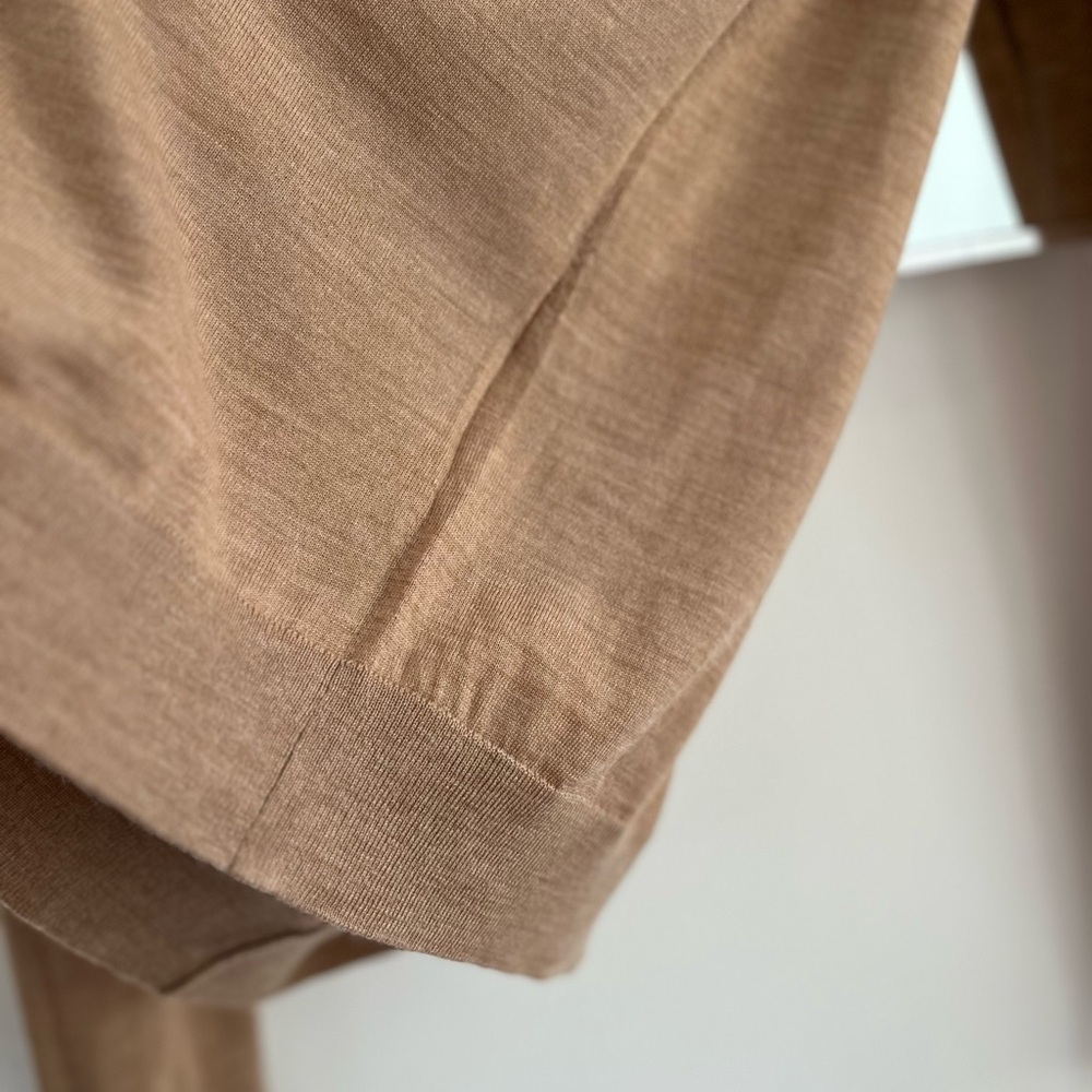 Hugo Boss Virgin Wool Top Size XS - Picture 8 of 16